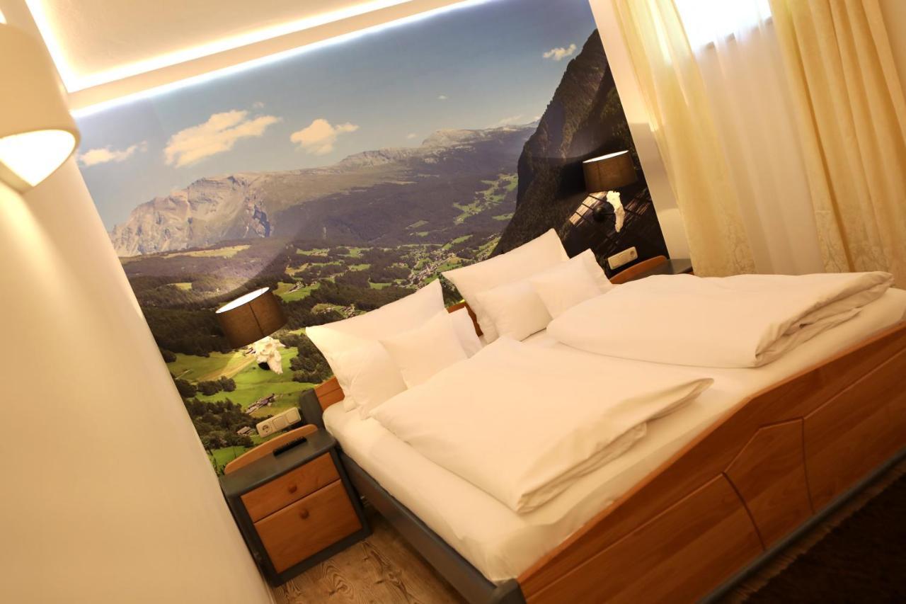 Berghotel Hois ハイリゲンブルート エクステリア 写真