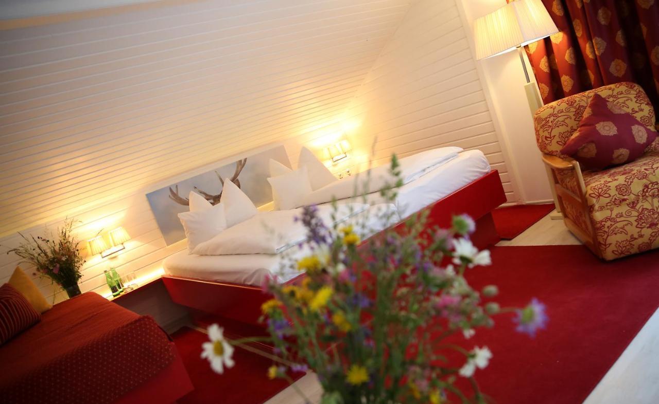 Berghotel Hois ハイリゲンブルート エクステリア 写真