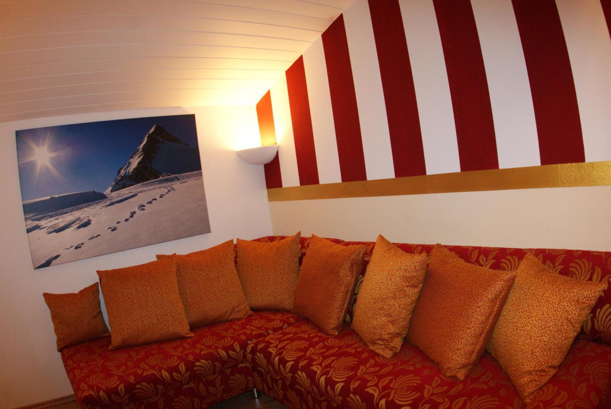 Berghotel Hois ハイリゲンブルート 部屋 写真