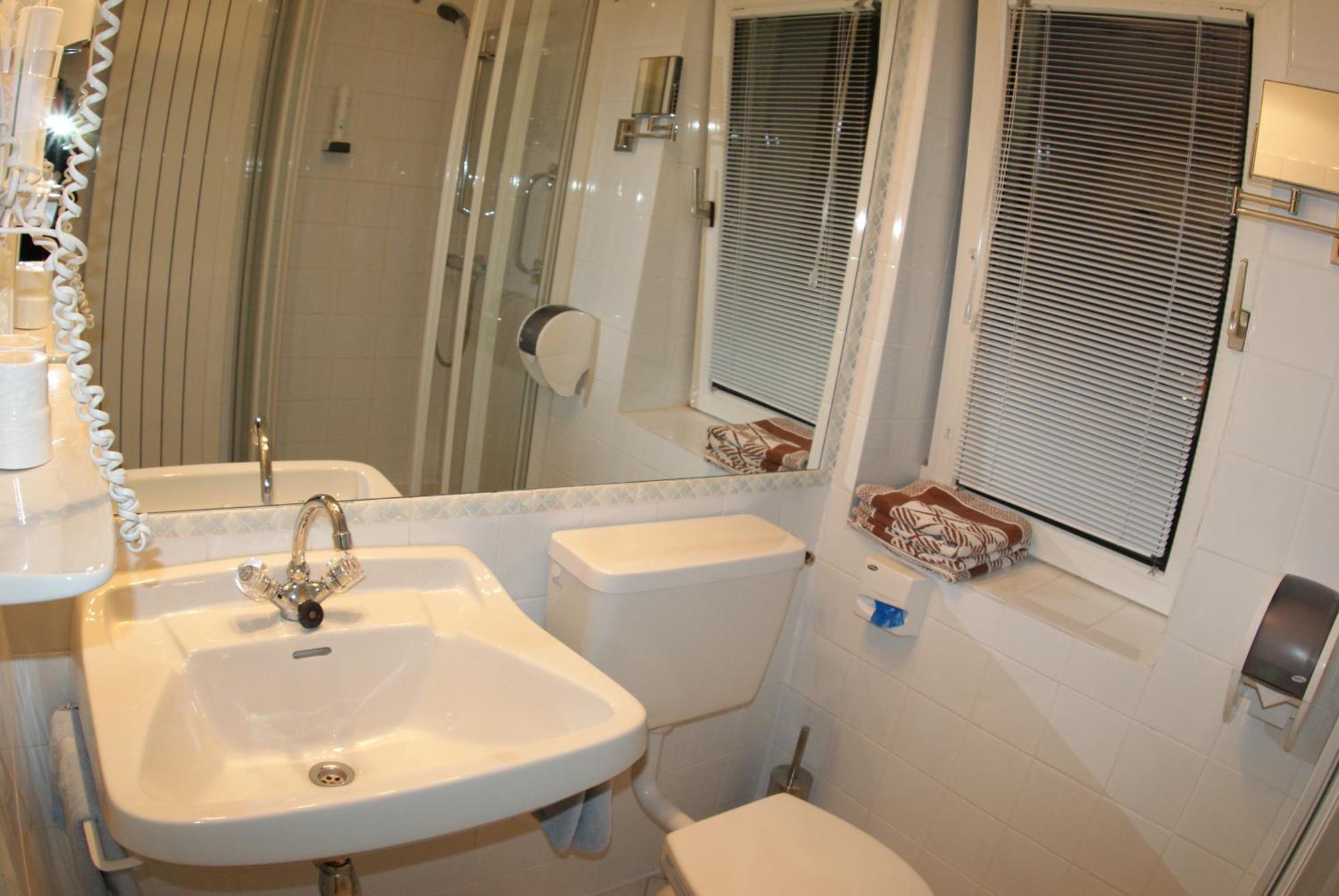 Berghotel Hois ハイリゲンブルート 部屋 写真